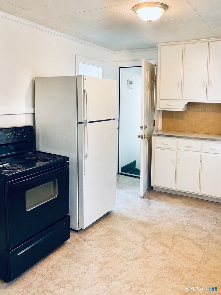 Property Photo: 18 North 3rd Street CT 06451