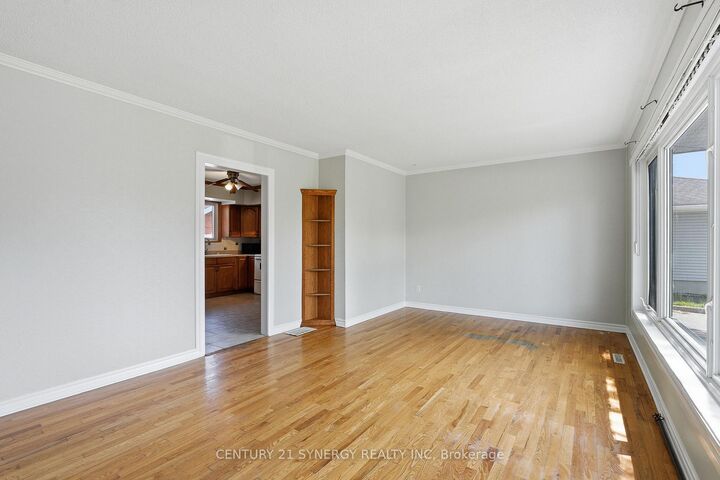 Property Photo:  3941 Shirley Avenue  ON K1V 1H4 