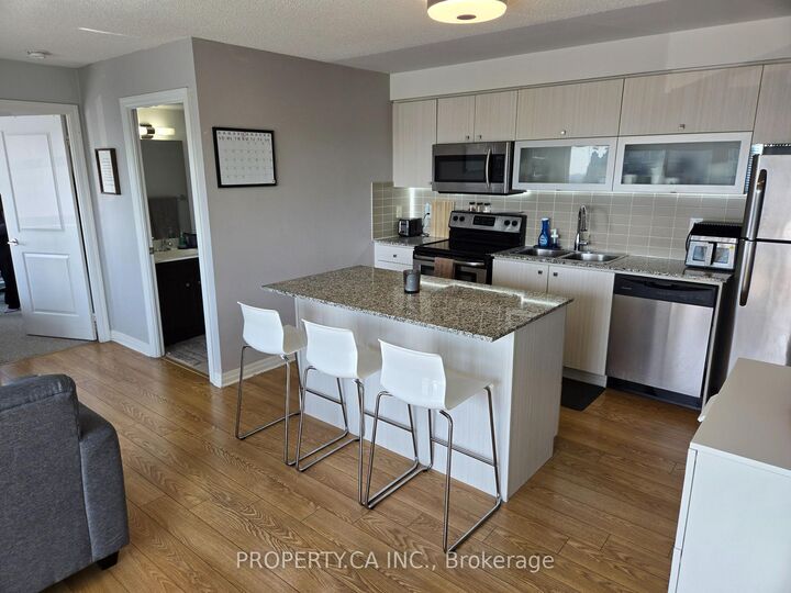 2015 Sheppard Avenue E 1710 — photo 1