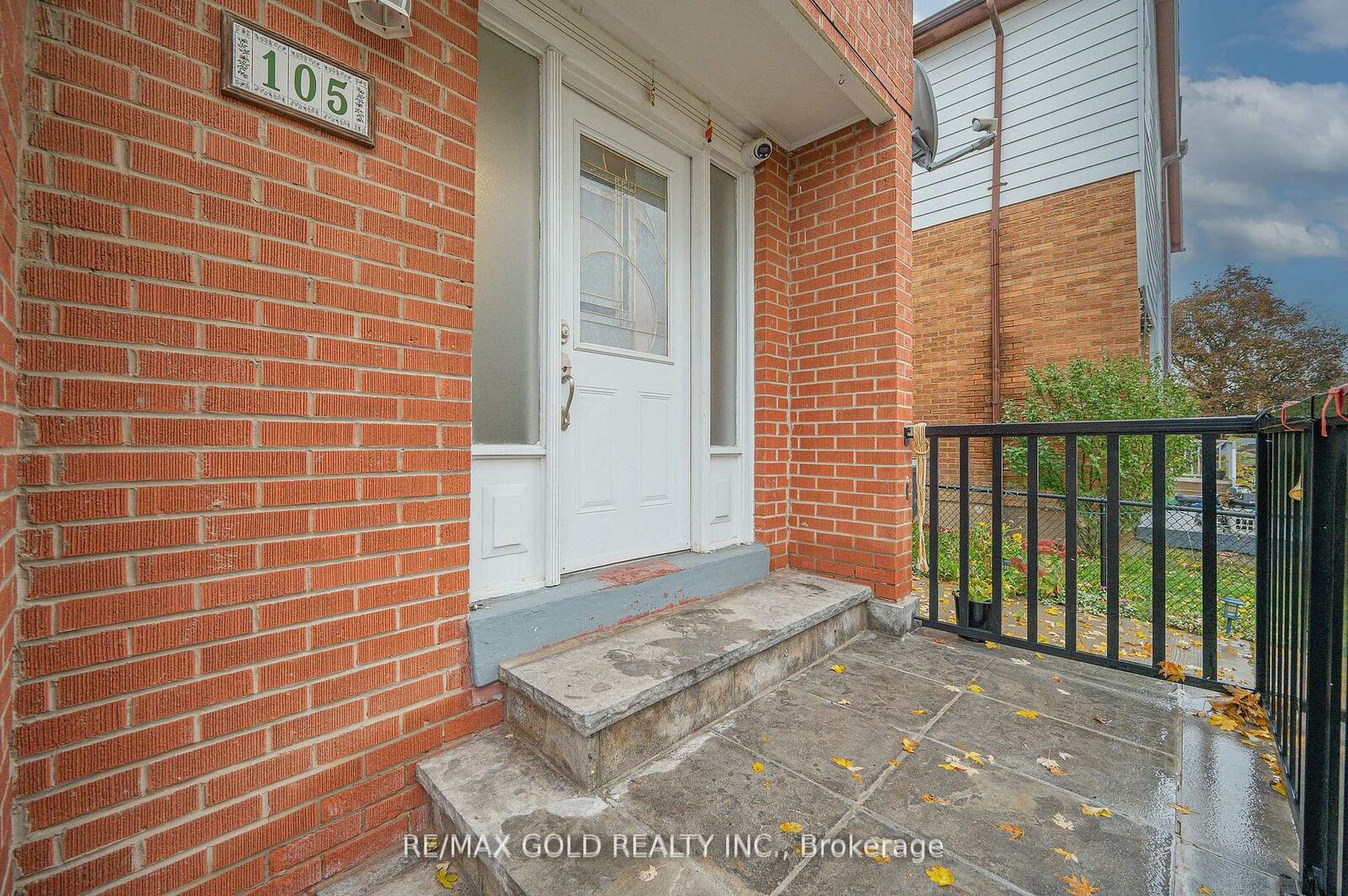 Property Photo: 105 Skegby Road ON L6V 2T8