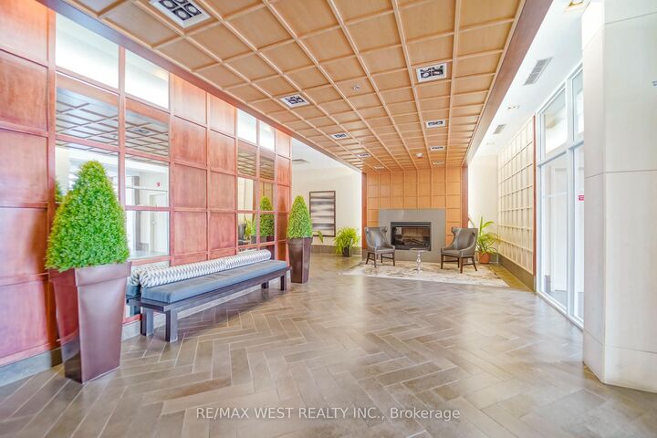 Property Photo: 3391 Bloor Street W 609 ON M8X 1G3