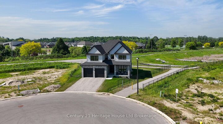Property Photo: 18 Thompson Court ON N4G 0G3