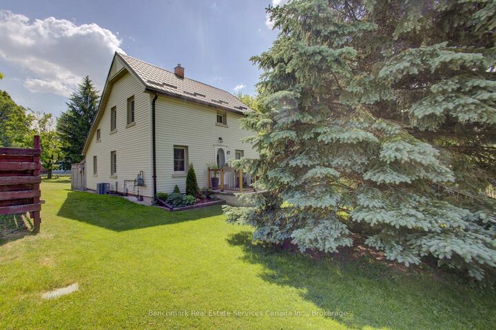Property Photo: 87 St Andrew Street N ON N4X 1A2
