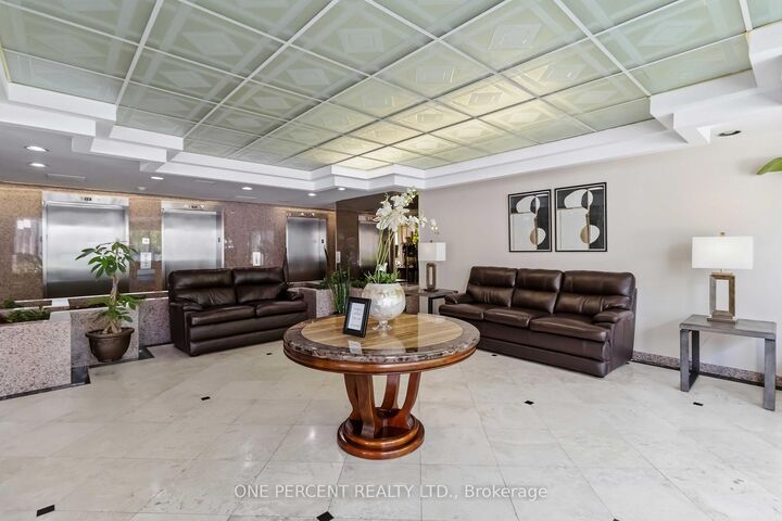 Property Photo: 400 Webb Drive 1002 ON L5B 3Z7