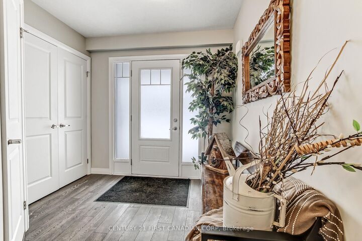 Property Photo: 1434 Blackwell Boulevard 6 ON N5X 0E6
