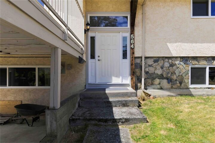 Property Photo:  564 Oconnell Pl  BC V8Z 2C4 