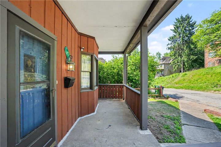 Property Photo: 1819 Ringwalt Street PA 15216