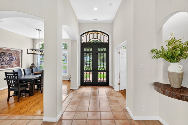 Property Photo: 4208 Lakeway Boulevard TX 78734