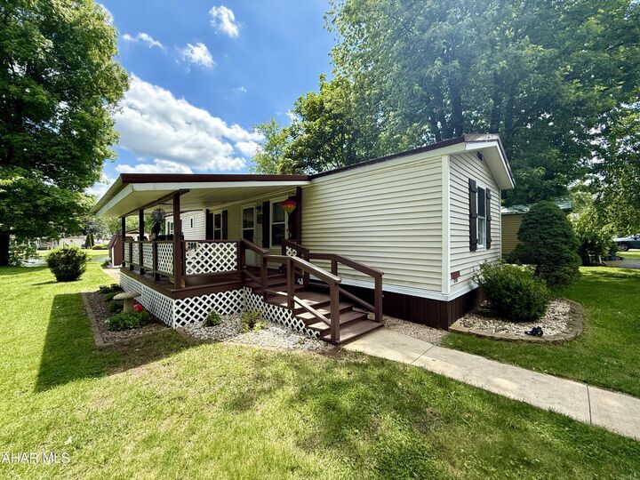 Property Photo: 208 Woodside Street PA 15522