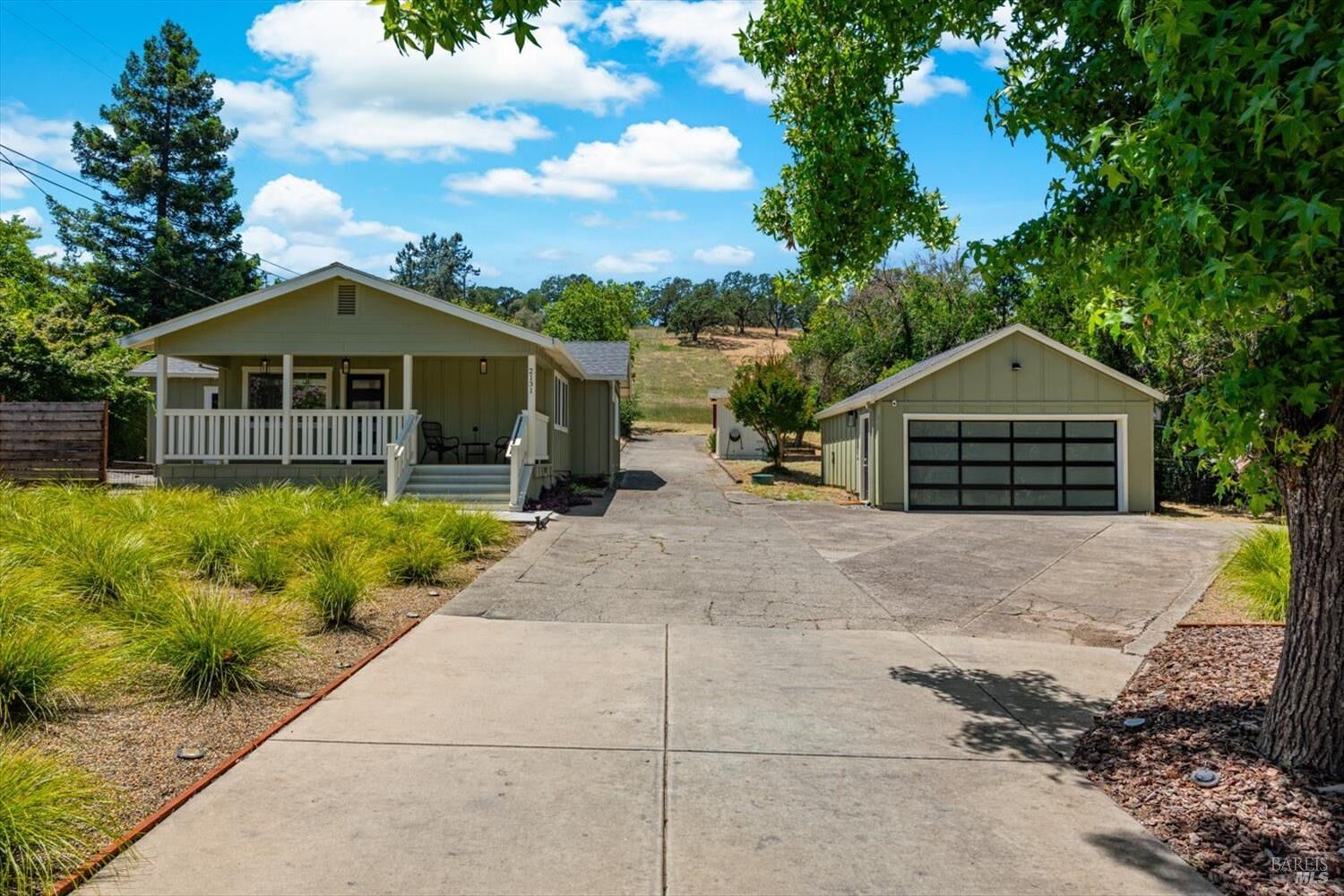 Property Photo:  2131 1st Avenue  CA 94558 