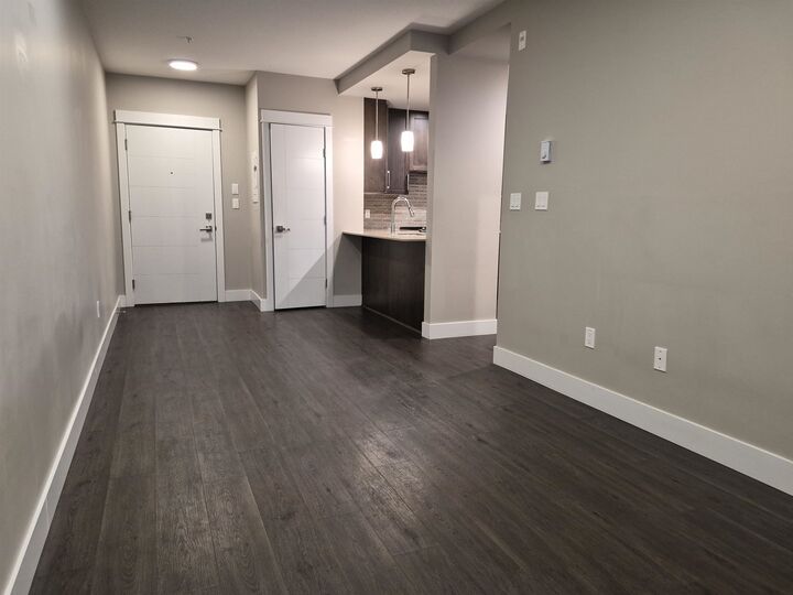 Photo de la propriété:  2495 Wilson Avenue 107  BC V3C 0E4 