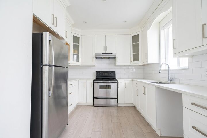 Property Photo: 2681 E 41st Avenue BC V5R 2W6