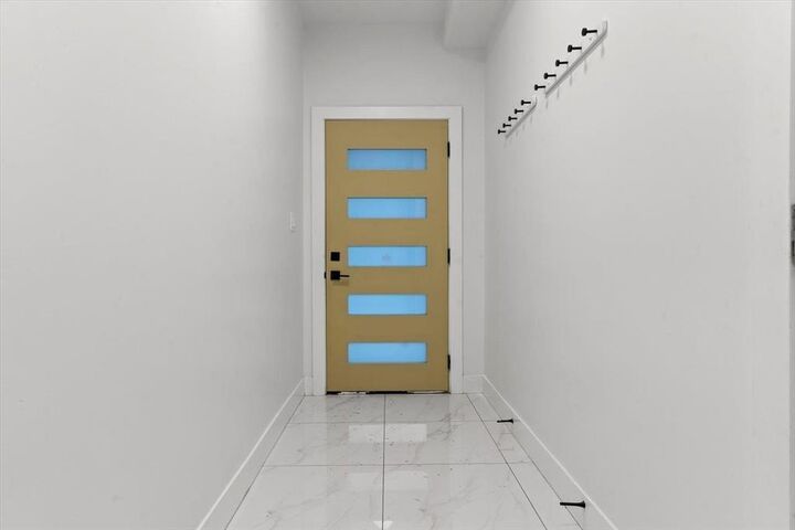 Property Photo: 45608 Bernard Avenue 6 BC V2P 1H8