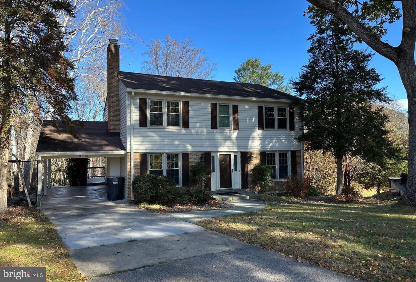 Property Photo: 9830 Meadow Valley Drive VA 22181