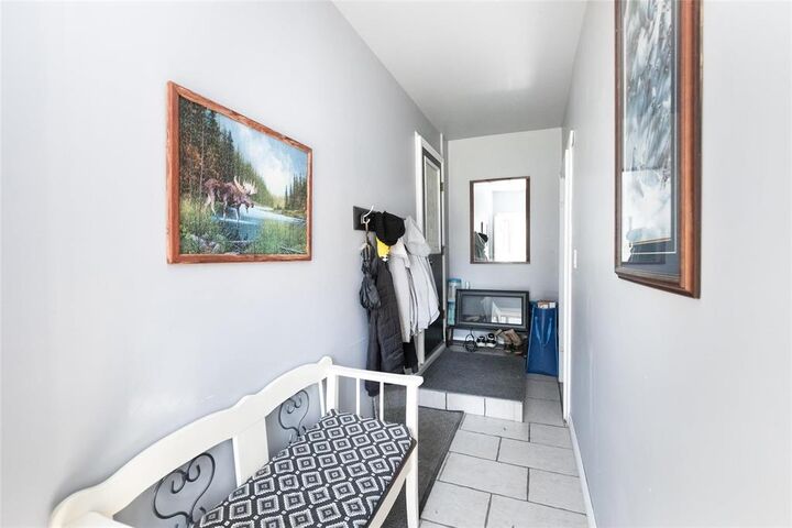 Property Photo: 45 Desautel Street MB R5H 1B9