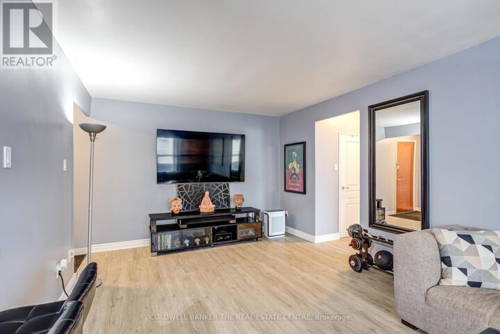 Property Photo:  50 Gulliver Road 208  ON M6M 2N2 