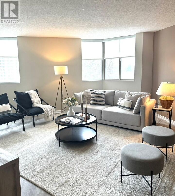 Property Photo: 695 Richmond Street 607 ON N6A 5M8