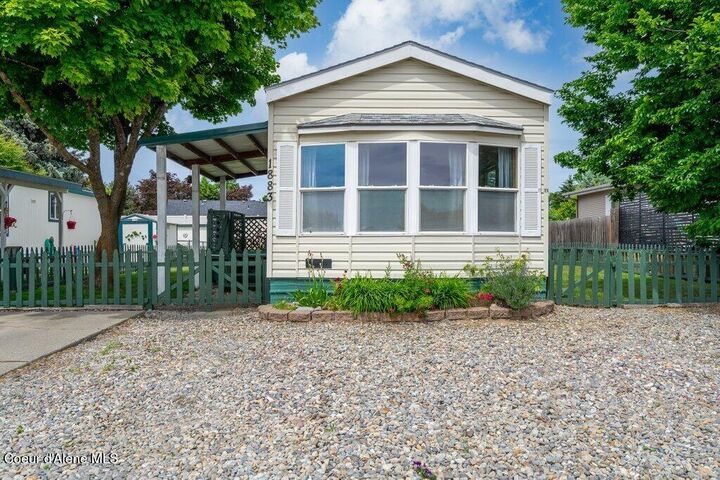 Property Photo: 1883 W Windermere Ave ID 83815