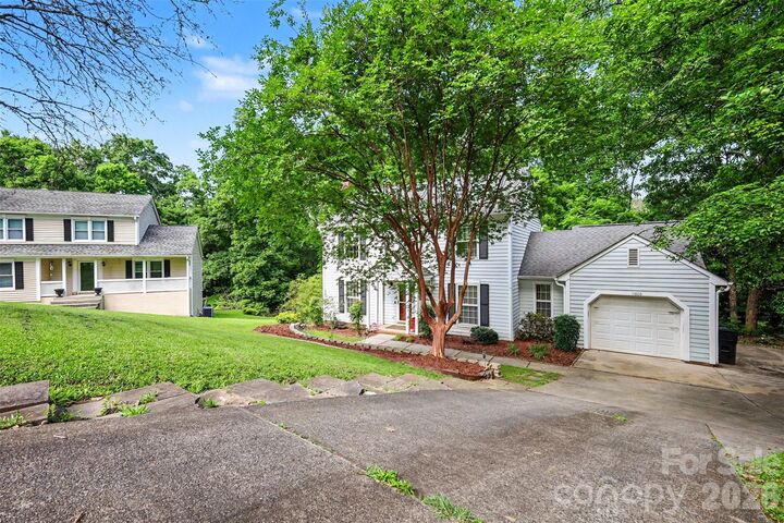 Property Photo:  11808 Tall Oak Place  NC 28226 