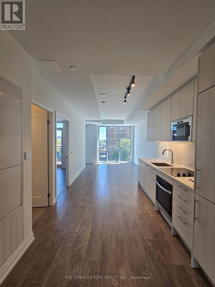 Photo de la propriété:  286 Main Street 406  ON M4C 4X4 