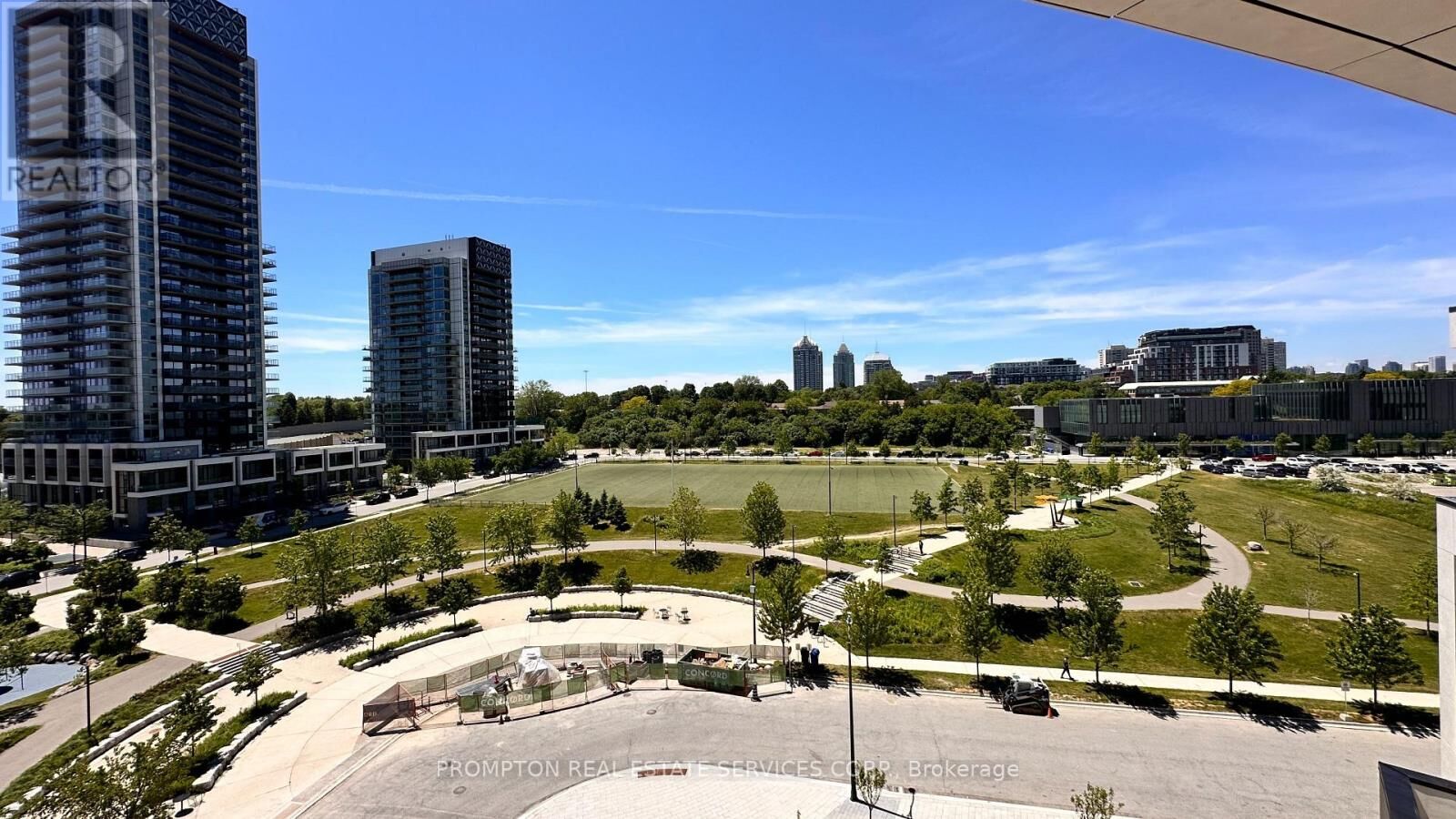 Property Photo:  18 Esther Shiner Court 706  ON M2K 0J7 