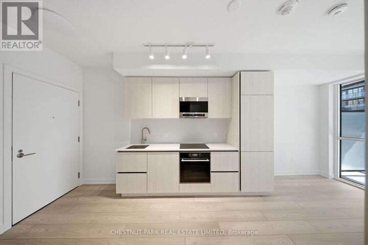 Property Photo: 110 Broadway Avenue 1113S ON M4P 1V7