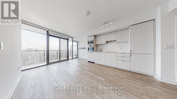 Property Photo: 11 Wellesley Street 3401 ON M4Y 1E8