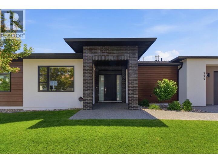 Property Photo: 777 Acadia Street BC V1V 0A8