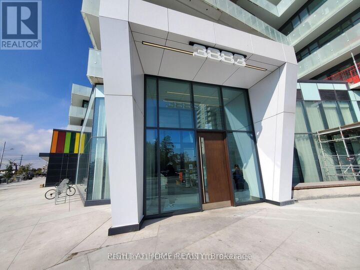 Property Photo: 3883 Quartz Road 1310 ON L5B 4M6