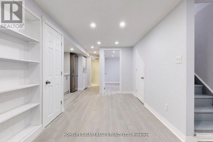 Property Photo:  2049 Blue Ridge Crescent -Basmt  ON L1X 2M5 