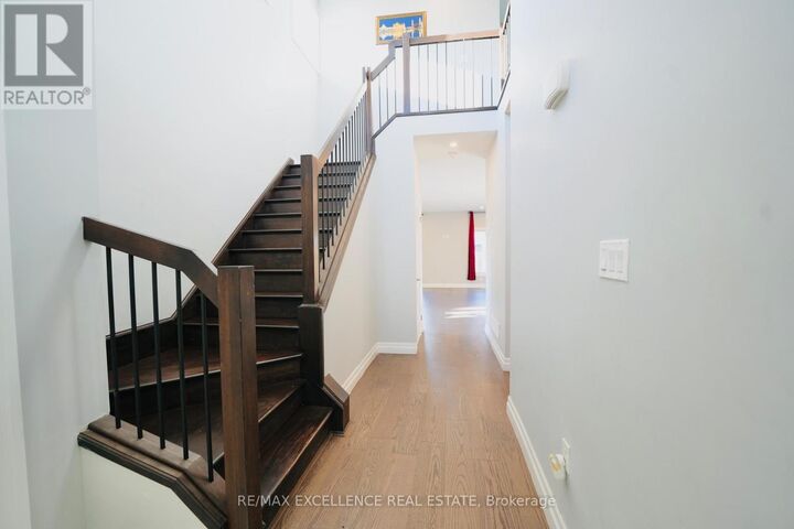 Property Photo:  3023 Doyle Drive  ON N6M 0G9 