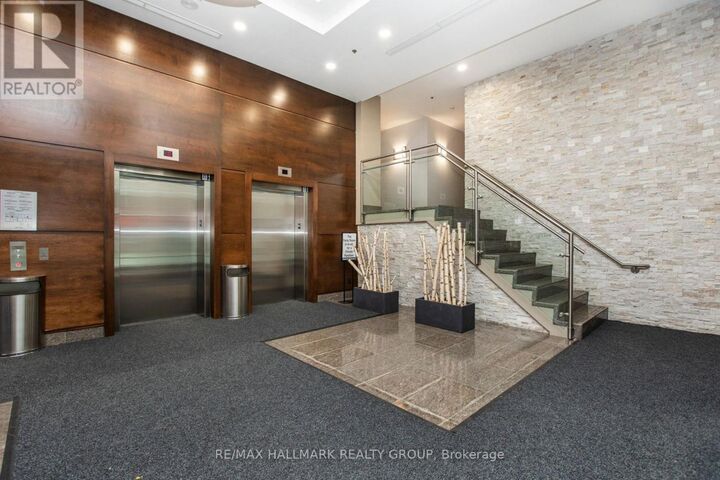Property Photo:  238 Besserer Street 807  ON K1N 6B1 