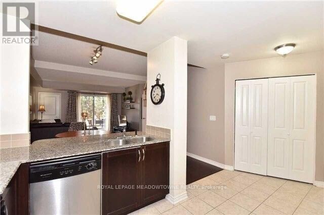 Property Photo:  8026 North Kipling Avenue North 101  ON L4L 2A1 