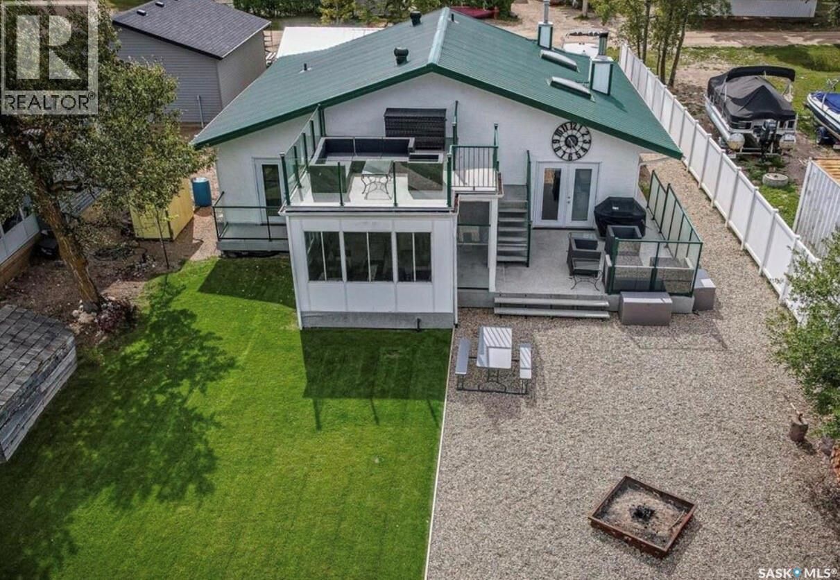 Property Photo:  108 Iroquois Drive  SK S0J 2G0 