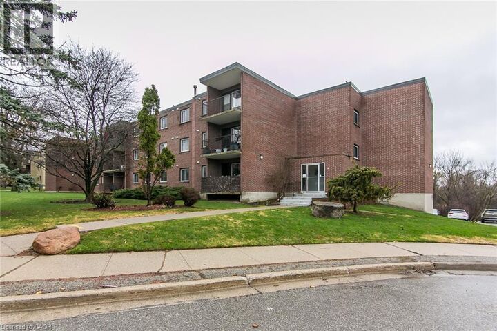 Photo de la propriété:  4 Avalon Place 308  ON N2M 4N9 