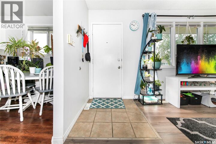 Property Photo:  1615 Vickies Avenue  SK S7N 2P2 