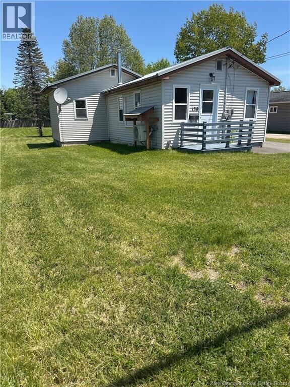 Property Photo:  138 Magnolia Avenue  NB E4E 2H2 