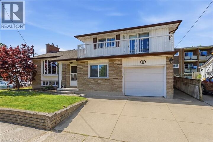Property Photo: 41 Albert Street West ON L2V 2G4