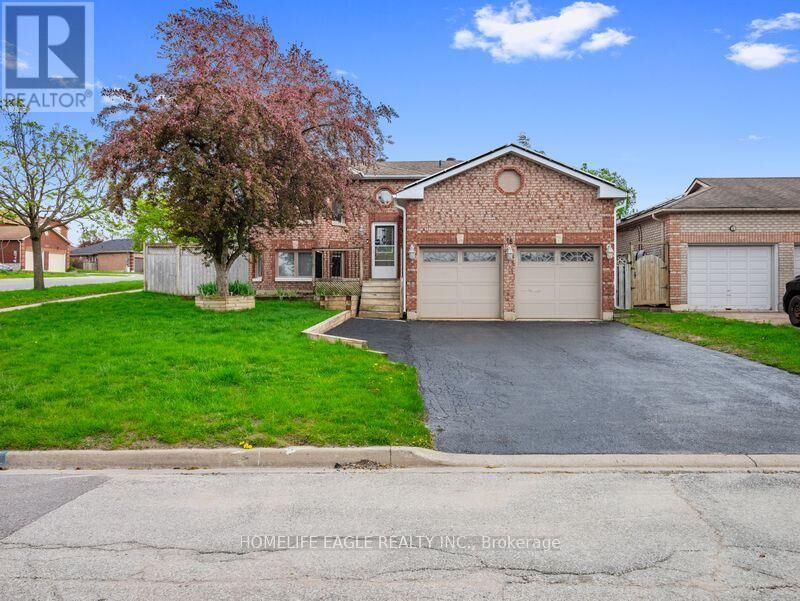 Property Photo: 18 Nugent Court ON L4N 7A9