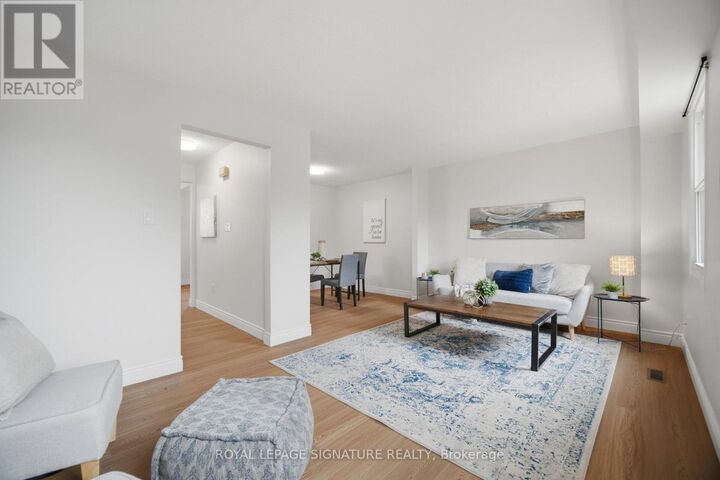 Property Photo:  7340 Copenhagen Road 10  ON L5N 2S5 