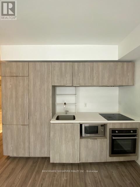 Property Photo:  77 Shuter Street 603  ON M5B 0B8 