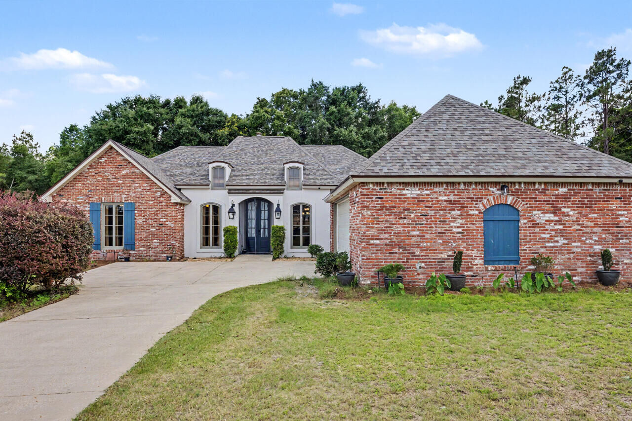Property Photo:  3280 Chapplewood  FL 32539 