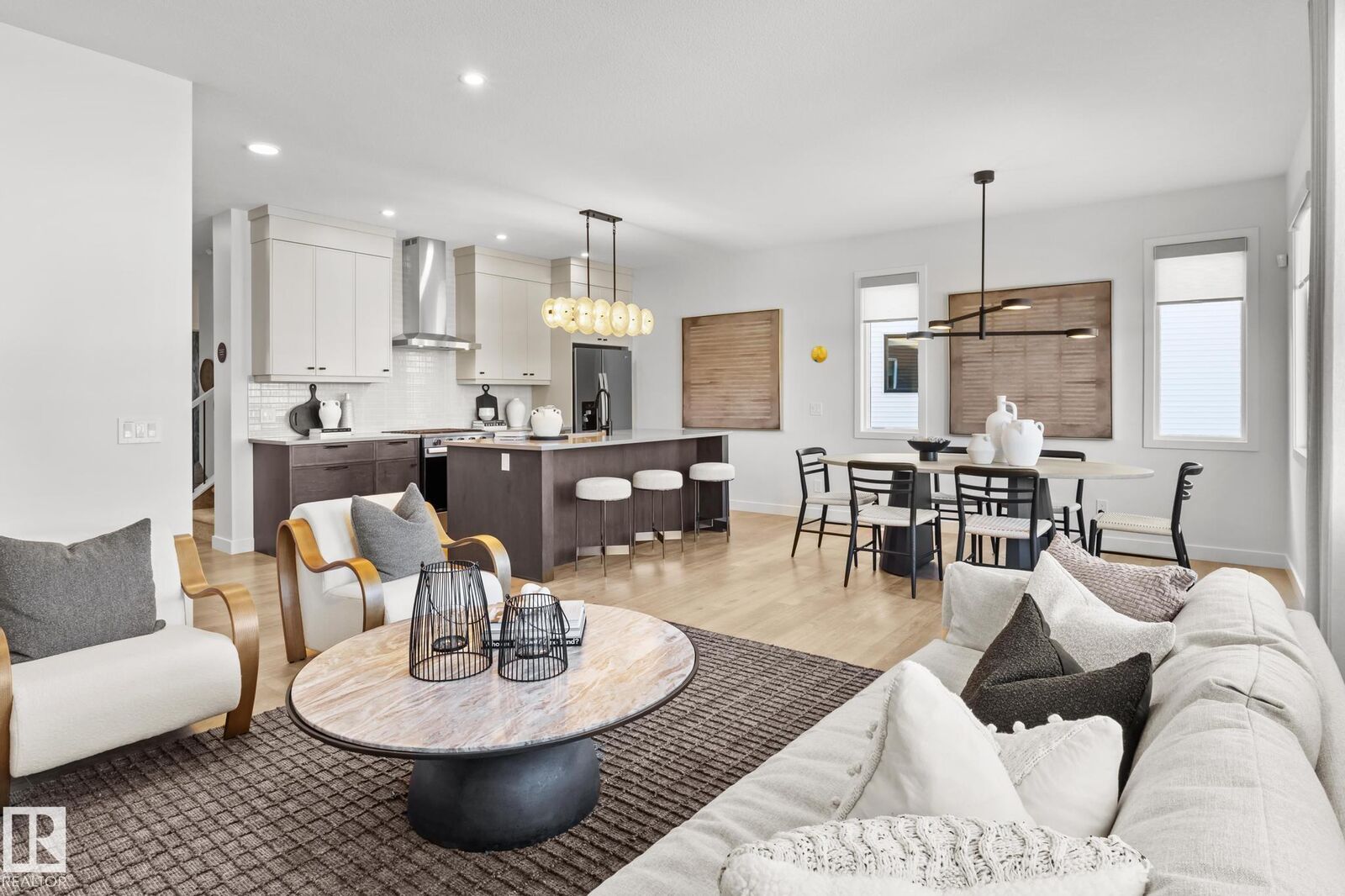 Property Photo:  2374 Muckleplum Way SW  AB T6X 3K1 
