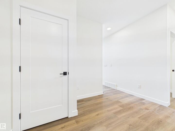 Property Photo: 149 Ficus Way AB T8L 1X8