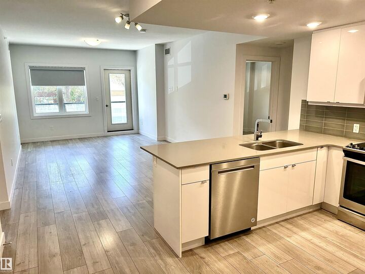 Property Photo: 8510 90 Street NW 203 AB T6C 3L5