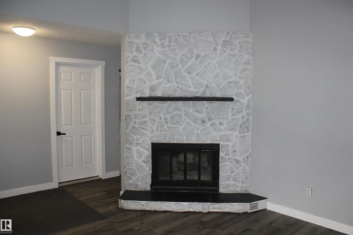 Photo de la propriété:  5201 Ravine Dr  AB T0A 1A0 