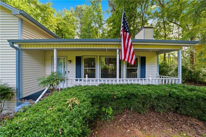 Property Photo:  6166 Picketts Ridge NW  GA 30101 