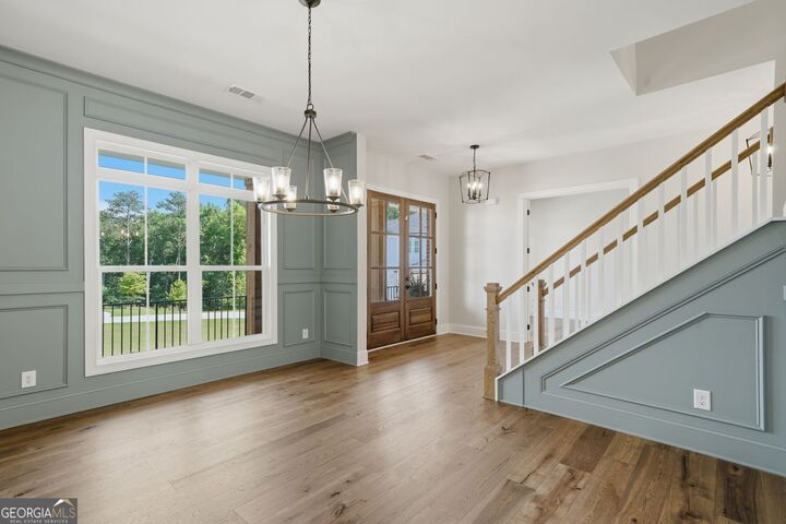 Property Photo: 401 Oakleigh Avenue GA 30188