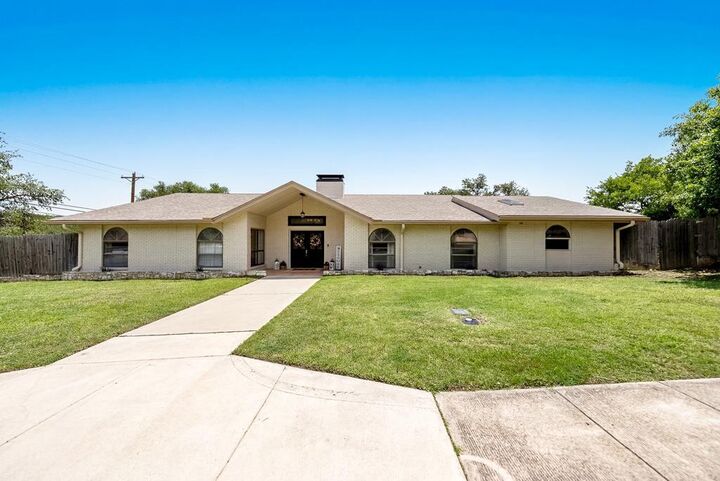 Property Photo:  443 Coronado Dr  TX 78028 