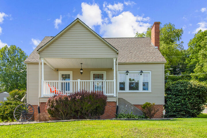 Property Photo:  109 Parman Street  KY 40741 